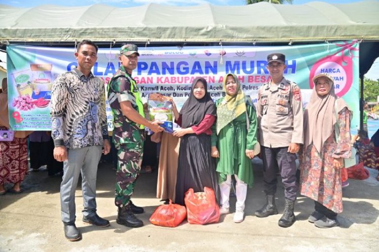 Idul Adha 1445 H, Warga Lhoong Padati Gelaran Pangan Murah Pemkab Aceh Besar