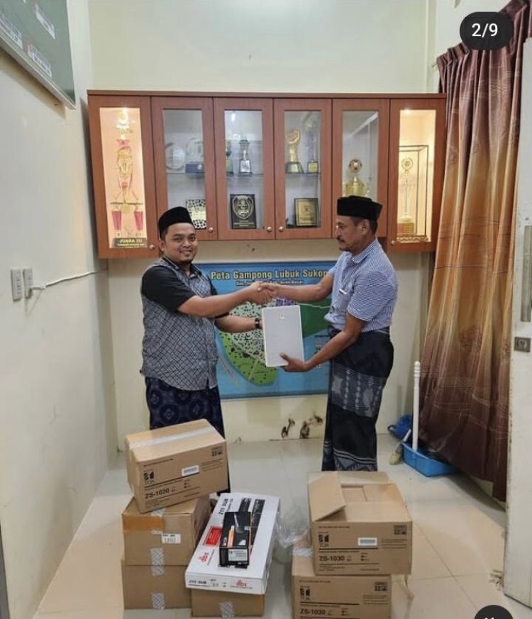 Viral, Anggota DPRK Aceh Besar Tgk Irfan Sidiq Sisihkan Gajinya 2 Tahun untuk Masjid
