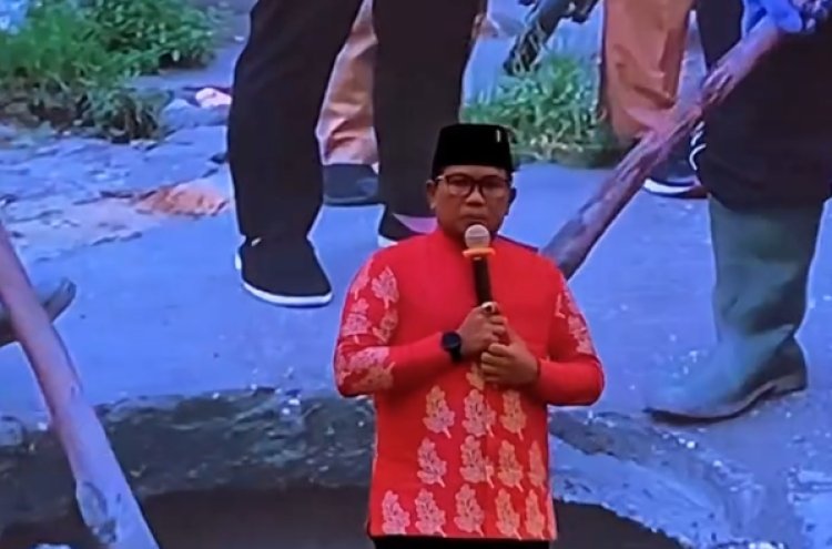 Bupati Pelalawan, Zukri Terima Penghargaan Sebagai Kepala Daerah Paling Inovatif