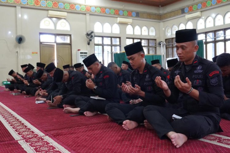 HUT ke-51 Gegana, Detasemen Gegana Riau Teguhkan Pengabdian Lewat Do’a Bersama